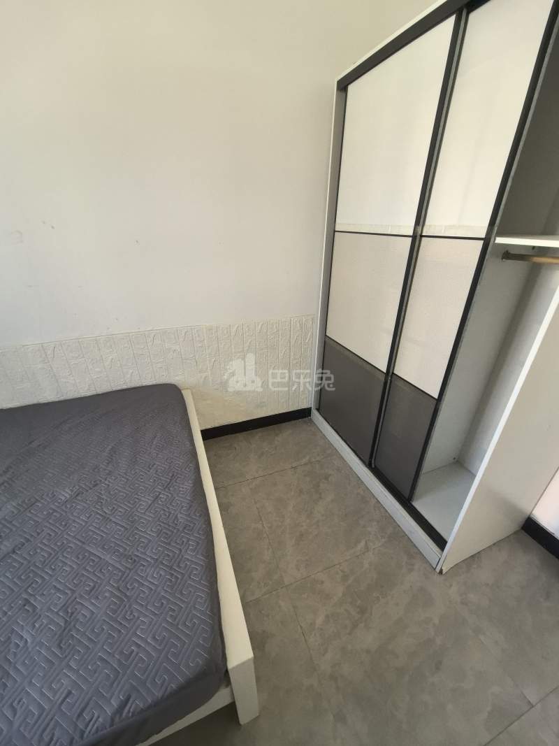 英雄村（民房）9933259卧室图1