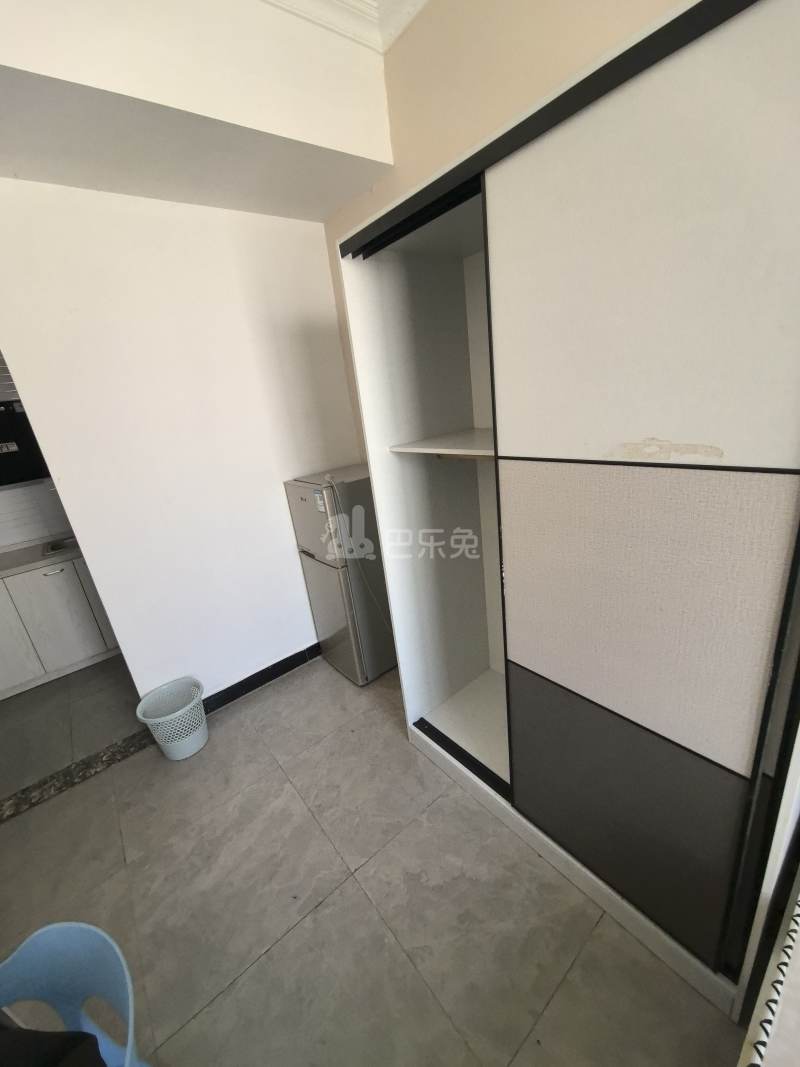 英雄村（民房）9933263卧室图3