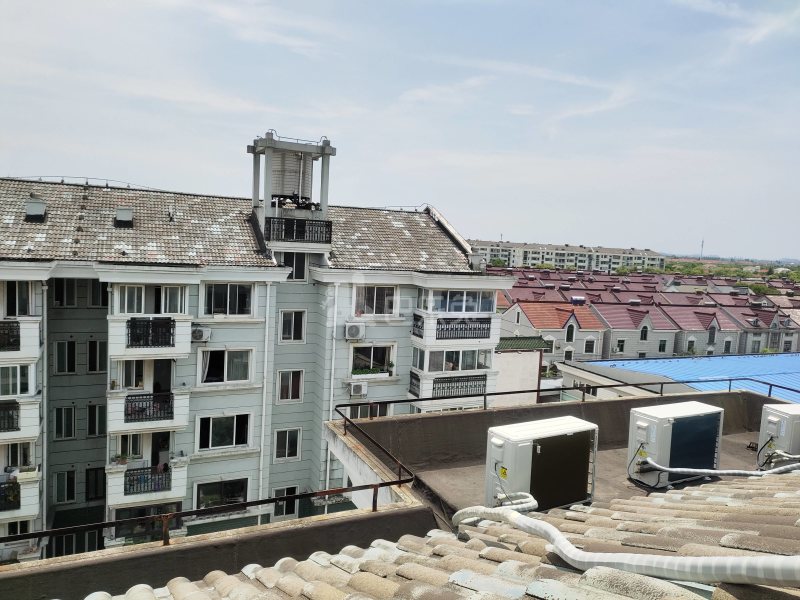 鹤立西路1-9幢9938426周边环境图5