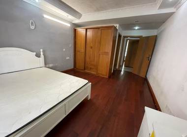 榴莲公寓（二联家园店） 1室0厅1卫