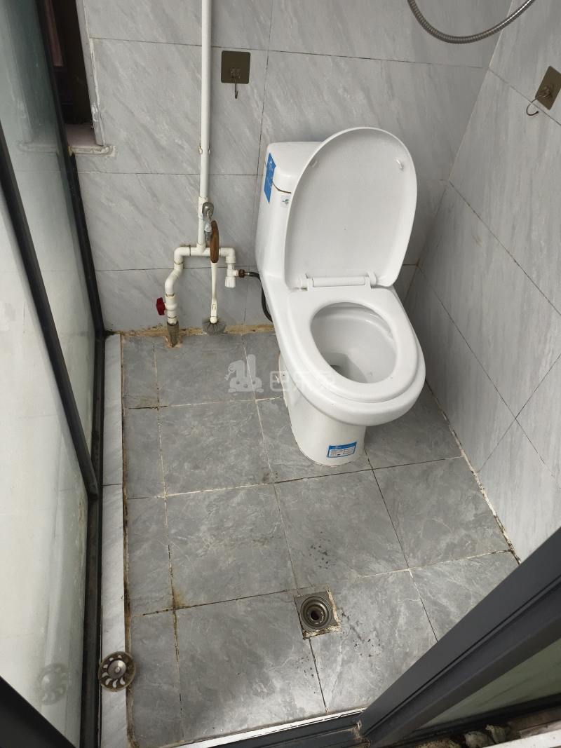 海湾花园9952414卫生间图7