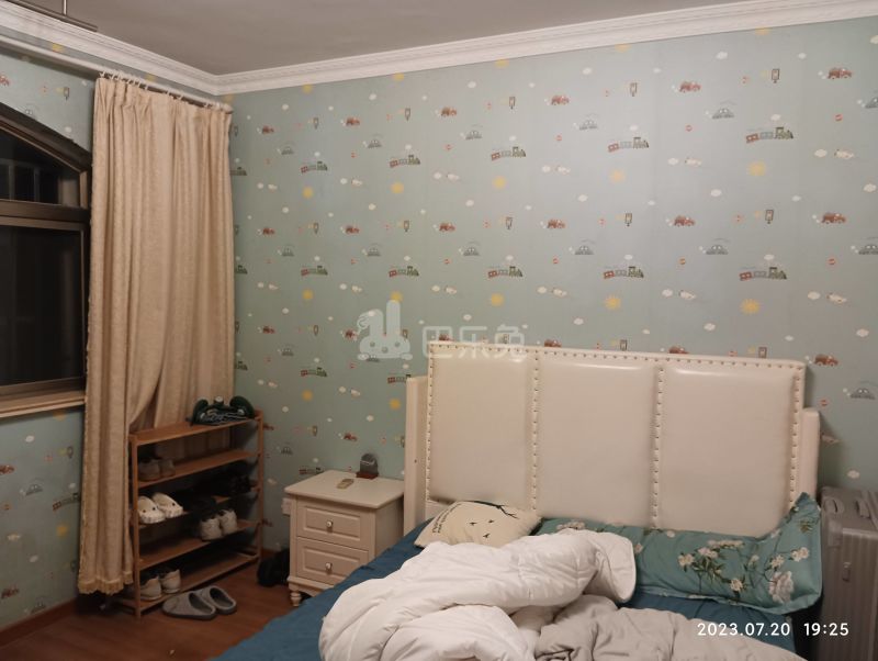 巴黎之春9957837卧室图3