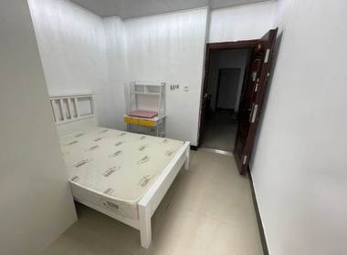 榴莲公寓（二联家园店） 1室0厅1卫