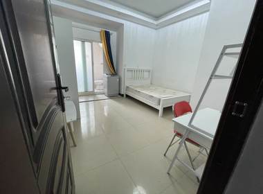 榴莲公寓（二联家园店） 1室0厅1卫