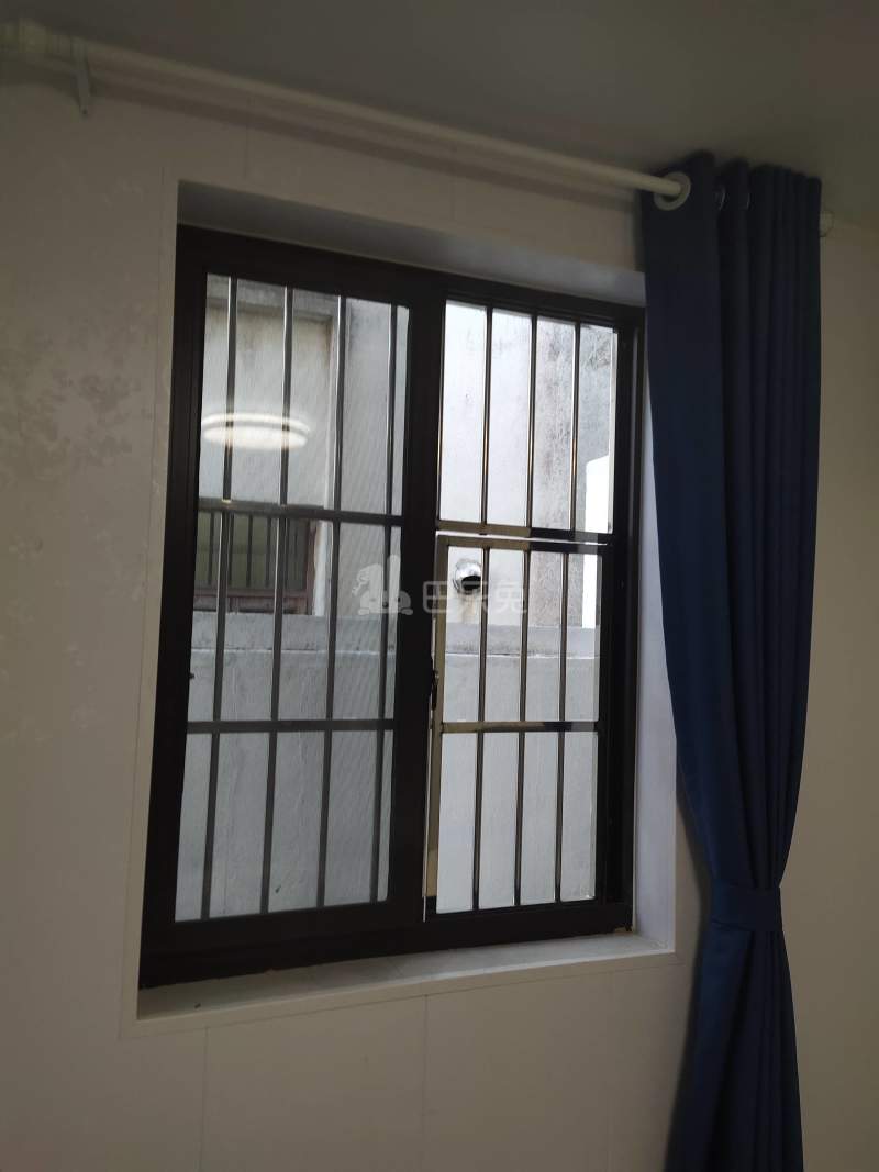 直属村凌南宅9985917卧室窗户图9