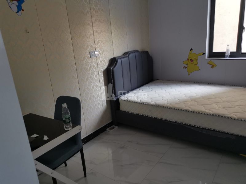 直属村凌南宅9985923卧室图0