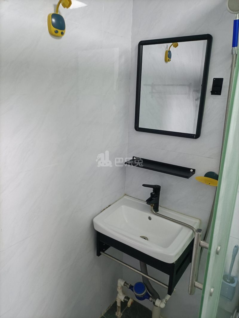 华盛名门9995287卫生间图7