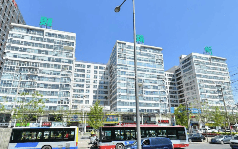 财满街锐城国际