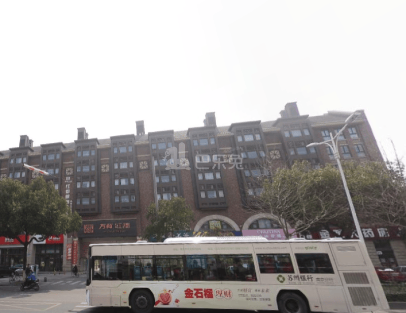 万科红郡12253475周边环境图1