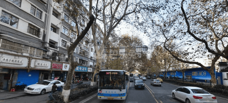 小西湖小区12587776周边环境图1