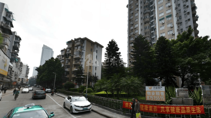 南雅苑小区7924655周边环境图1