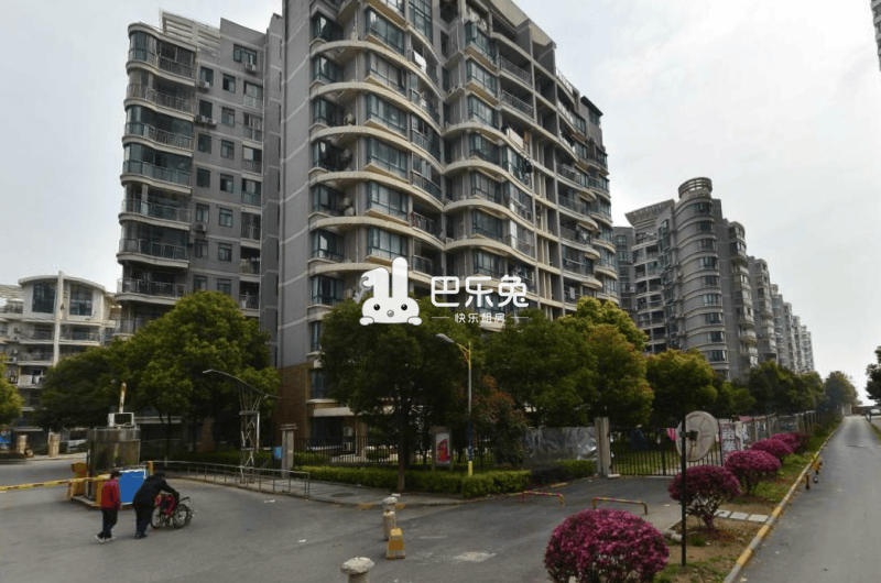 南湖山庄半岛花园