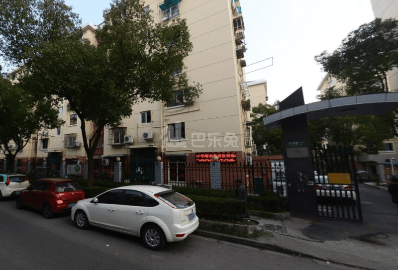 芳雅苑（芳华路630弄）15807525周边环境图0