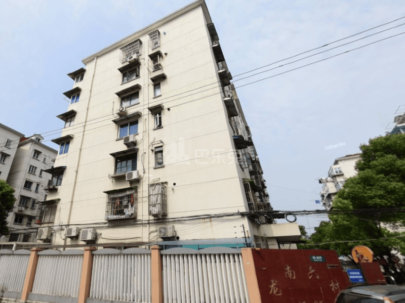 龙南六村西区9697738周边环境图1