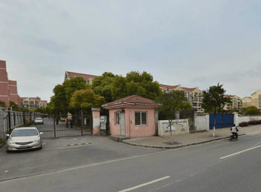 金鹤新城中虹华苑 