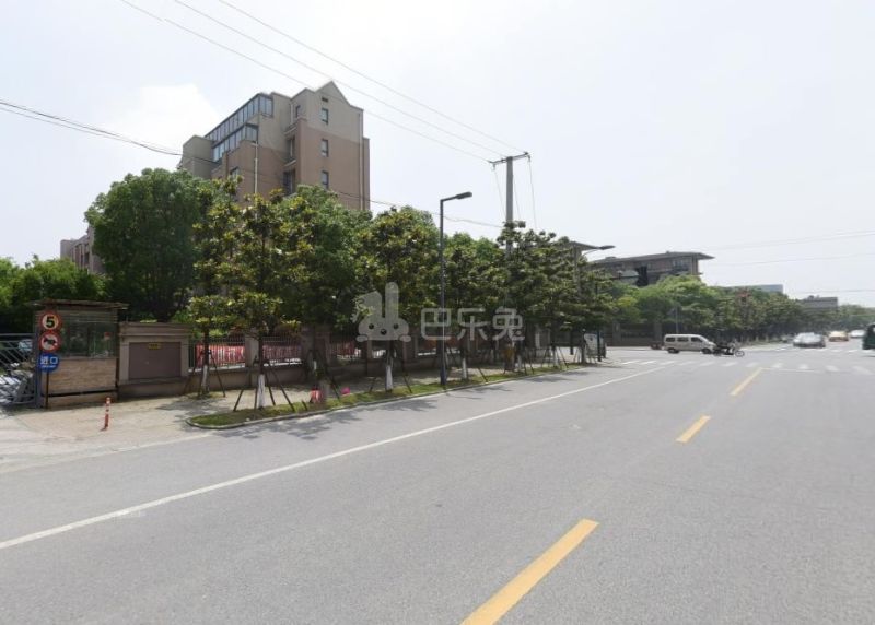 保利湖畔阳光东区3570251周边环境图9