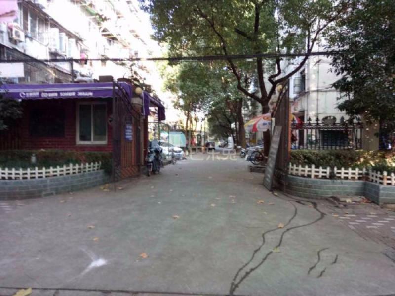 沧州路180弄小区7620341周边环境图6