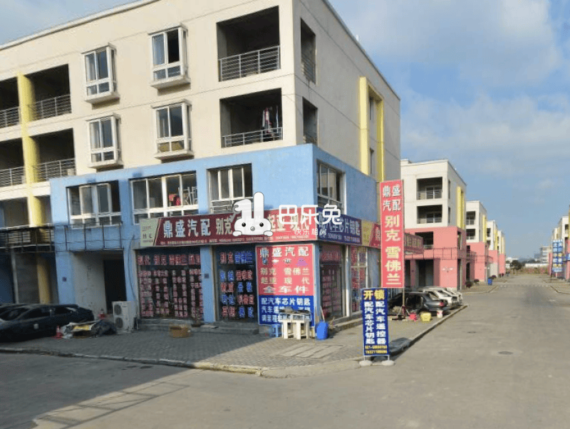 上海浦东_海中心_1室0厅0卫_合租朝南_川图路300号(海中心)-上海