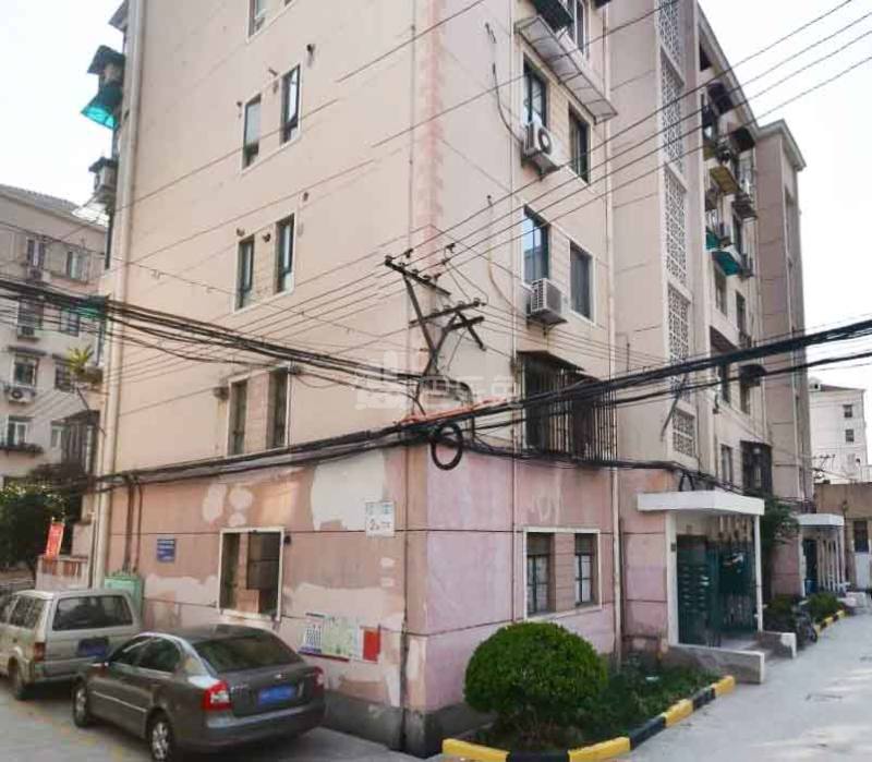 灵新小区（汶水东路510弄）18320289周边环境图10