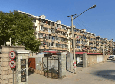 凌四小区 1室2厅1卫