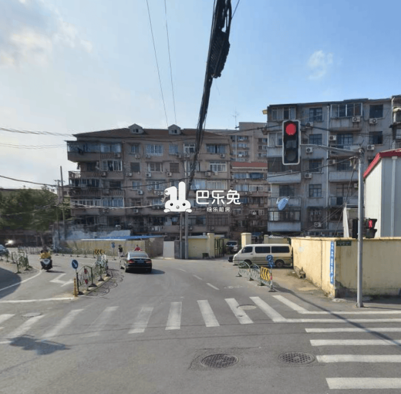 斜土路出租房 零陵公寓 交通周边 交通:4号线;12号线(大木桥路站)