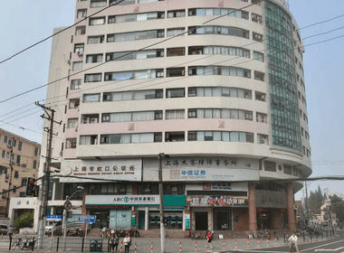 龙邸大厦 3室2厅2卫