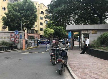 沪江小区 2室1厅1卫