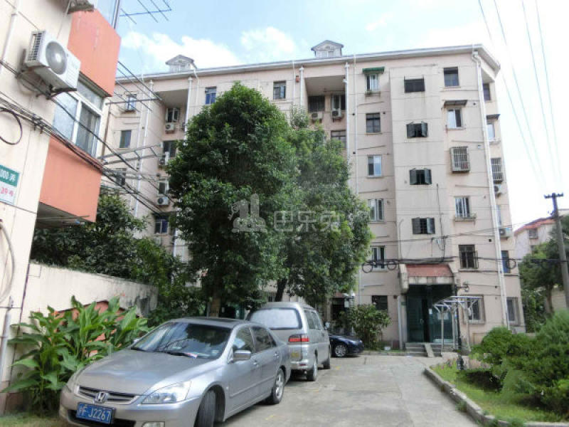 华泾五村18280629周边环境图15