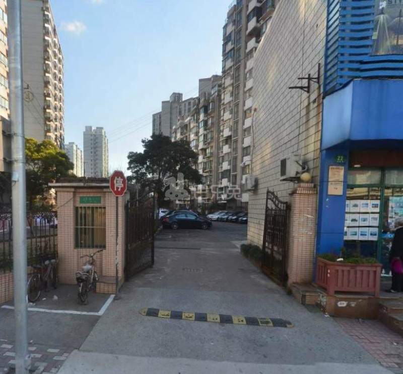 天翔小区（中原路10弄）9663228周边环境图9