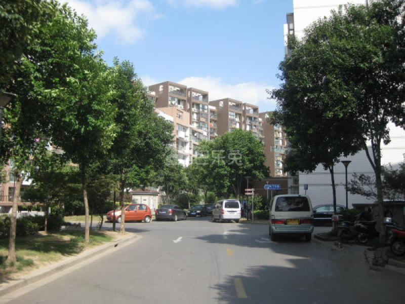 嘉城新航域（华江嘉城）9117808周边环境图13