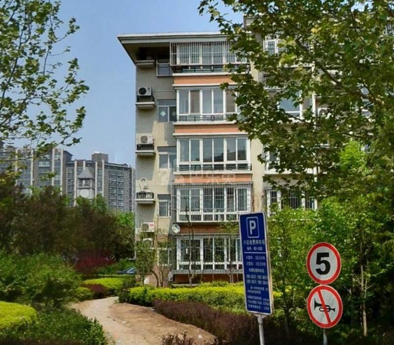 周庄嘉园东里b区