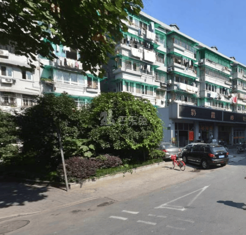 六圣堂18474795周边环境图1