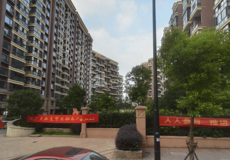 罗兰春天18481549周边环境图3