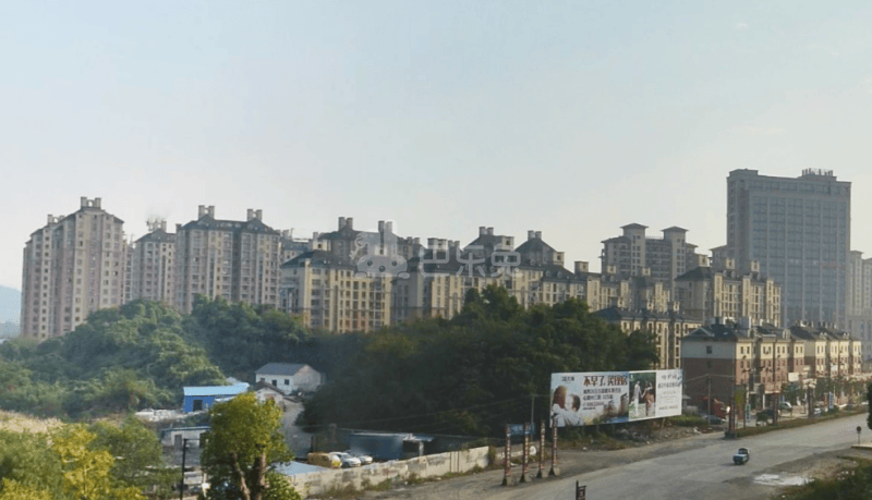 新南湖绿苑18009849周边环境图1