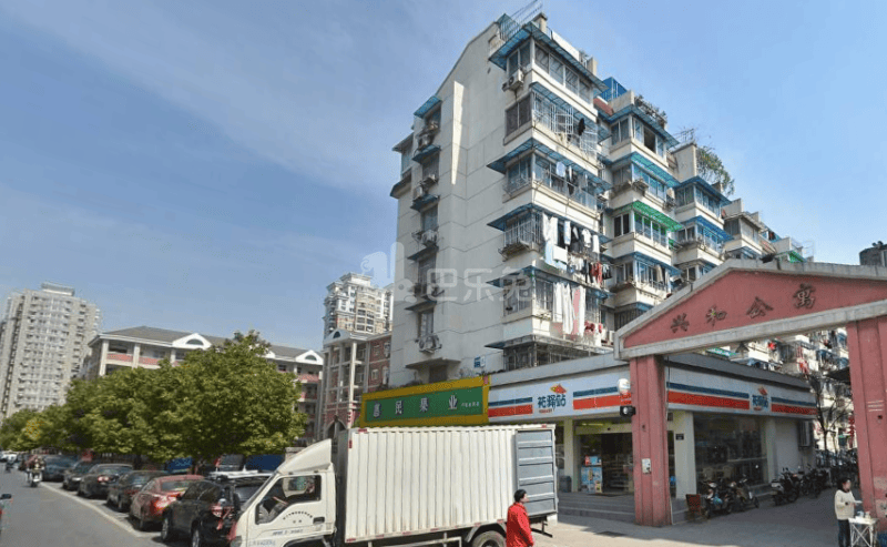 兴和公寓18703073周边环境图2