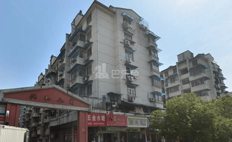 兴和公寓18703073周边环境图3