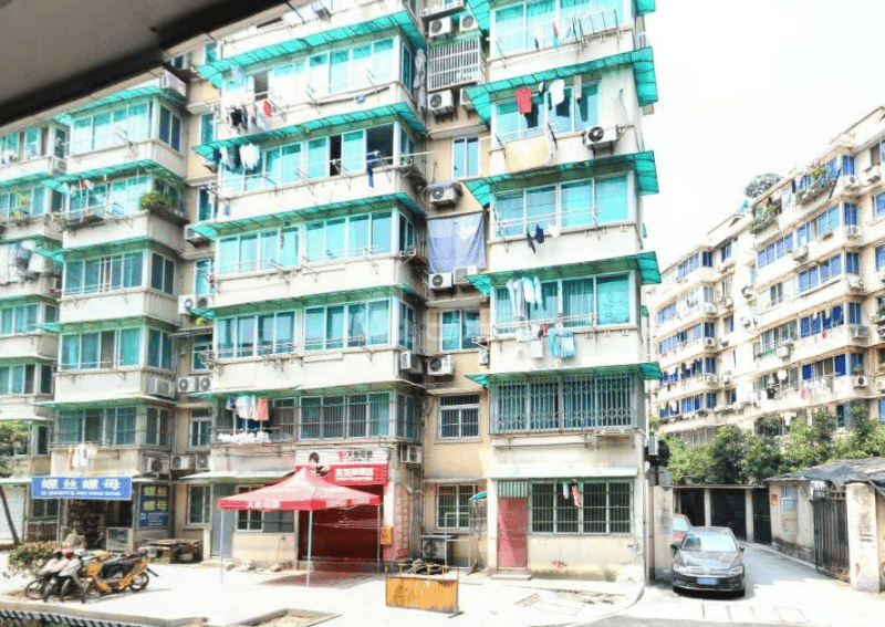 柴校坊18232929周边环境图3