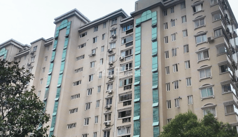 上海静安_和泰花园_1室0厅0卫_合租朝西北_沪太路555弄-上海巴乐兔