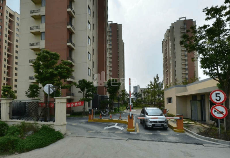 崧泽华城逸泰雅苑1期10080088周边环境图9