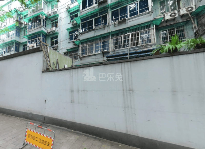 万松岭路84号15638730周边环境图2