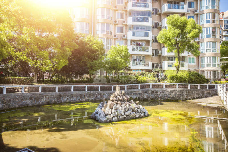 贵龙园（东方路1663弄）1680996周边环境图21