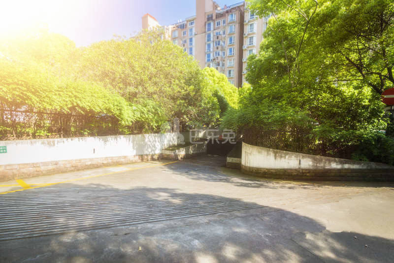 贵龙园（东方路1663弄）1680996周边环境图24