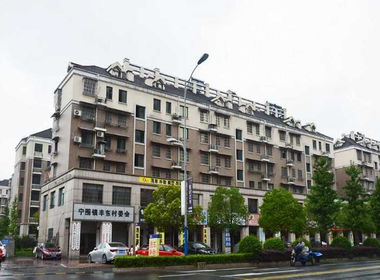 顺发美哉美城 4室1厅4卫