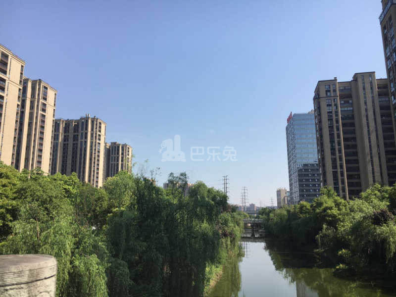 宝嘉誉峰（誉峰花苑）18024753周边环境图8