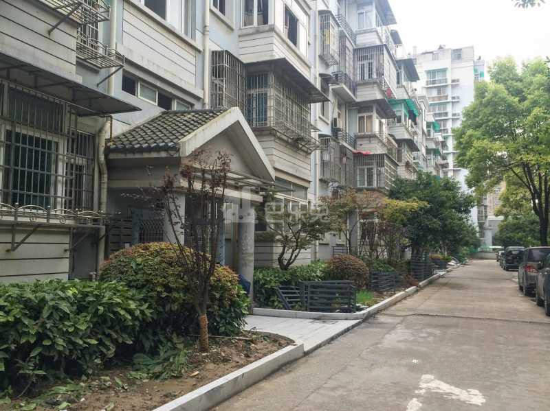 滨兴西苑18355636周边环境图6