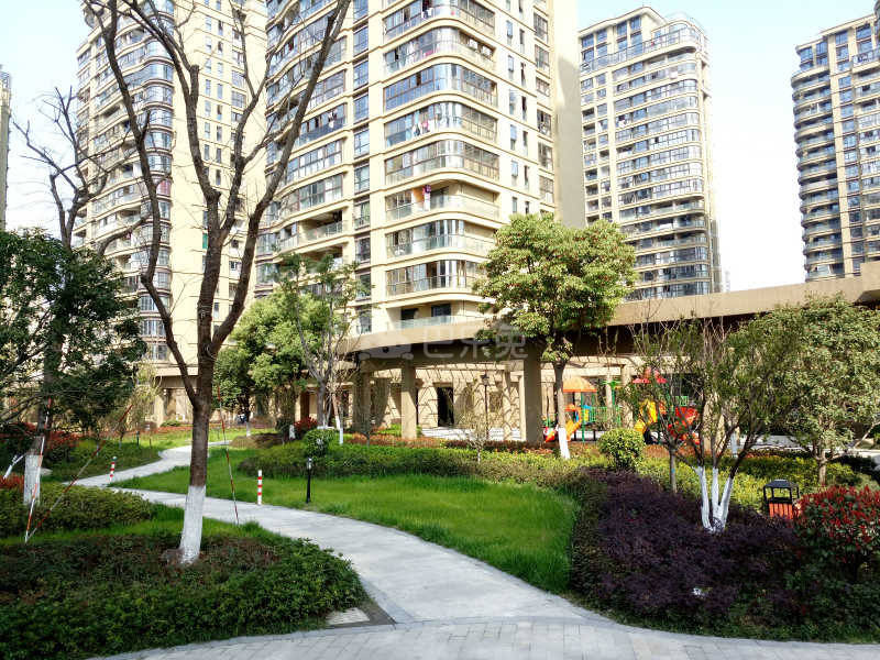 天鸿香榭里18475996周边环境图4