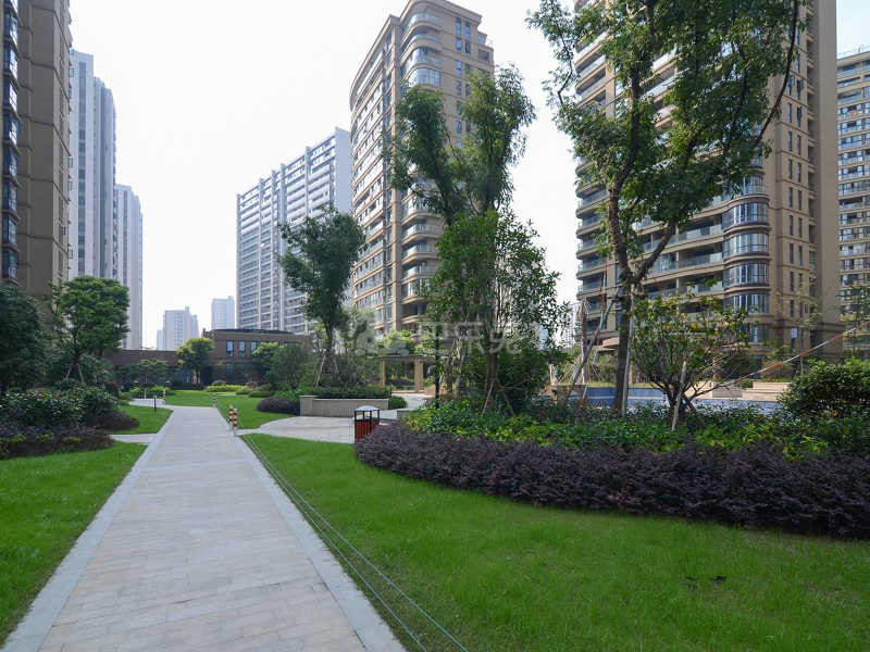 天鸿香榭里18475996周边环境图6