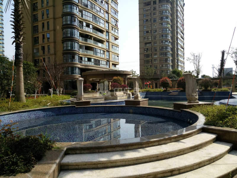 天鸿香榭里18475996周边环境图9