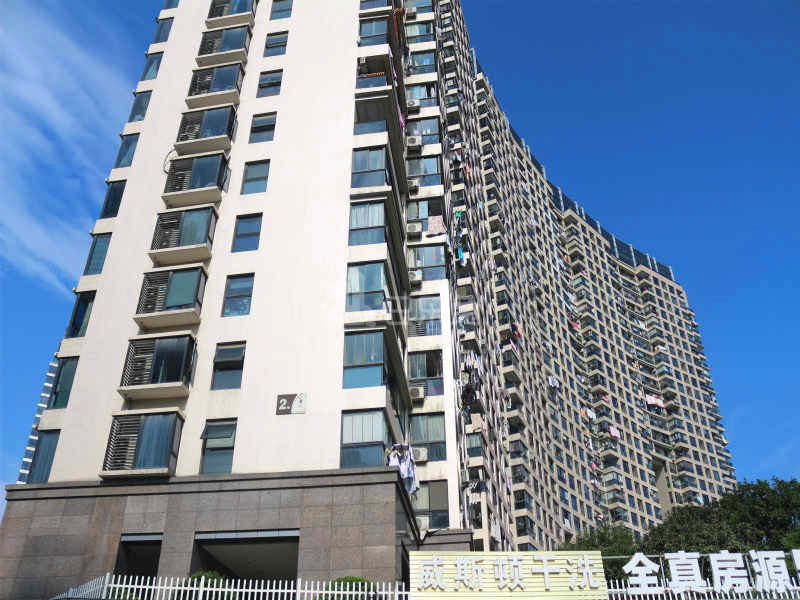 太阳国际公寓18423997周边环境图7