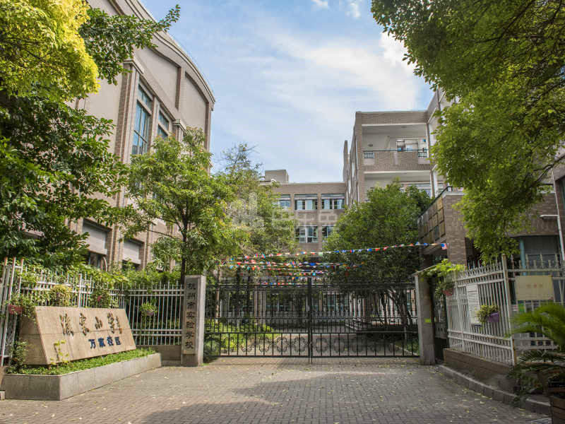 万家花园欣和苑14579193周边环境图12